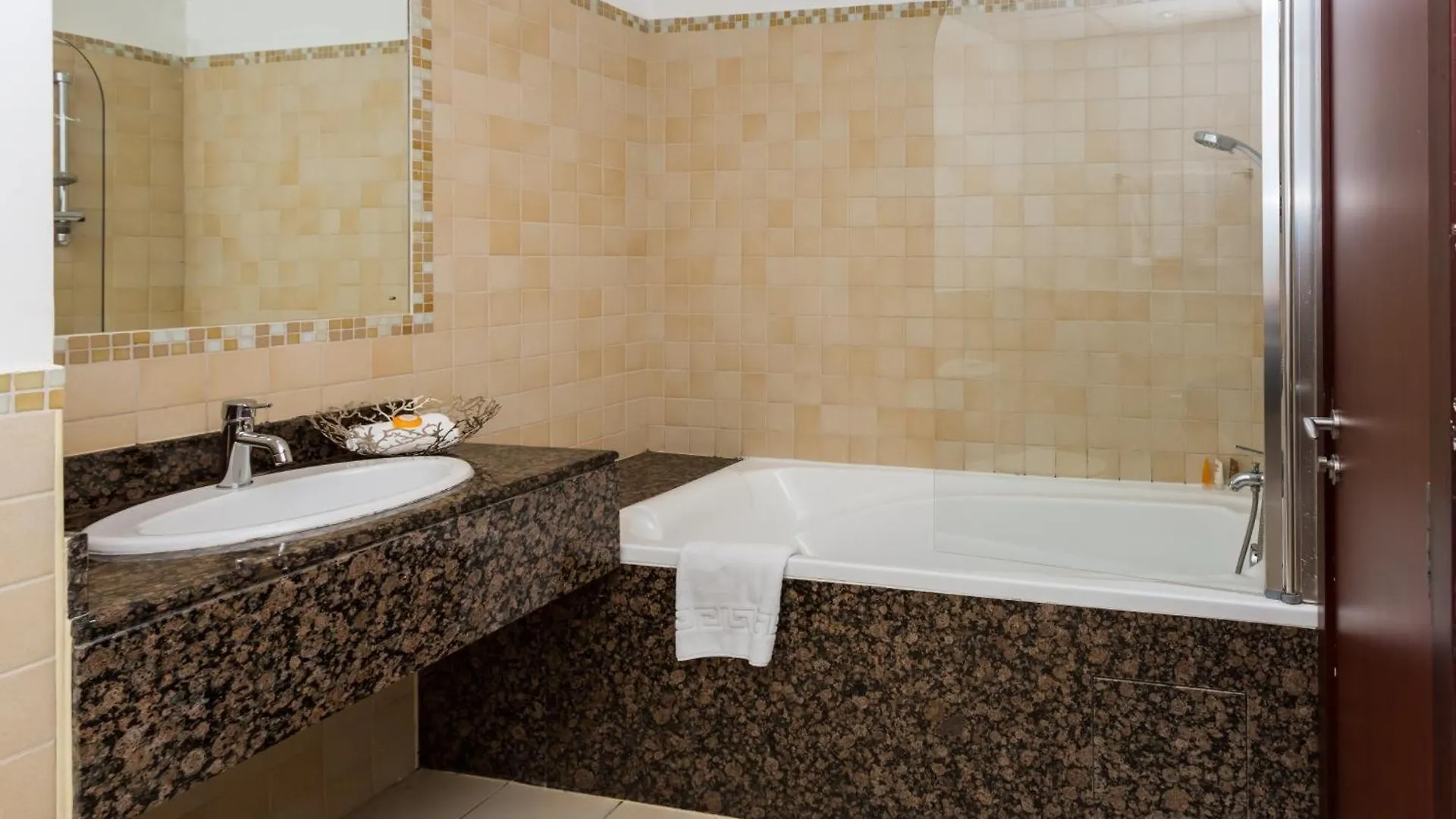 Cozy Studio With Sea View, Rimal, Jbr Dubai Apartment